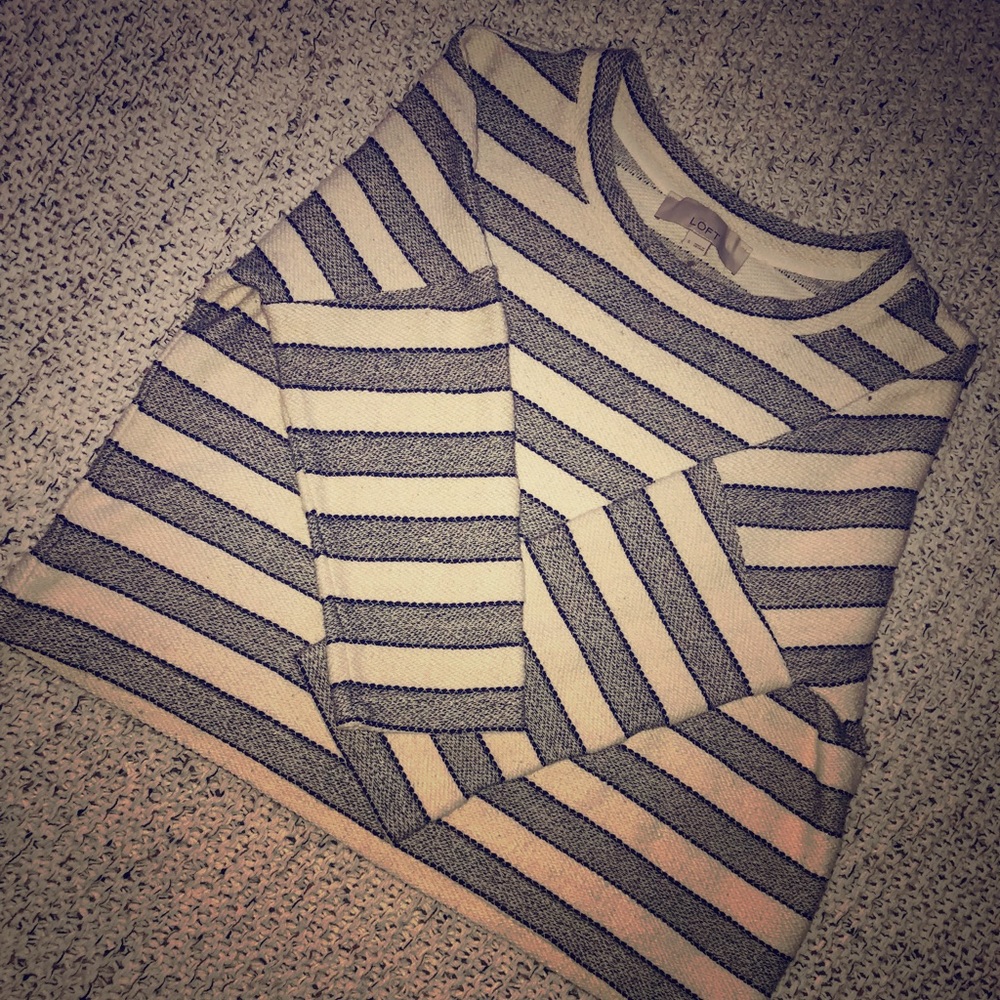 Crop sweater